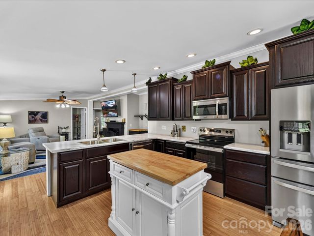 4486 Graybirch Drive, Maiden, NC 28650