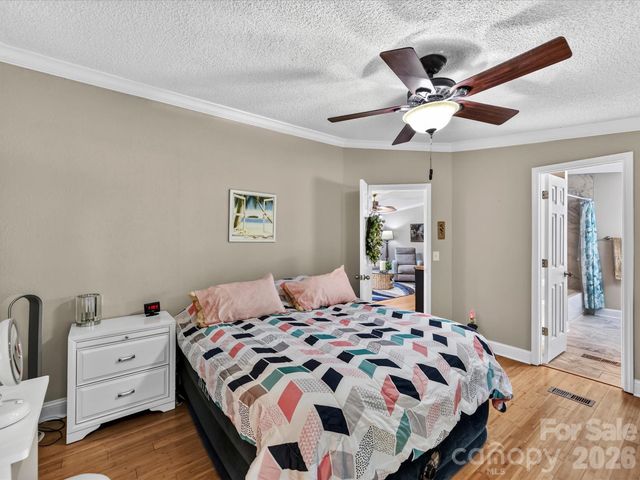 4486 Graybirch Drive, Maiden, NC 28650