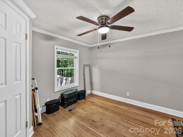4486 Graybirch Drive, Maiden, NC 28650