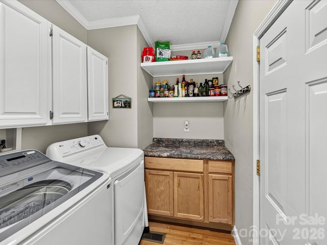 4486 Graybirch Drive, Maiden, NC 28650