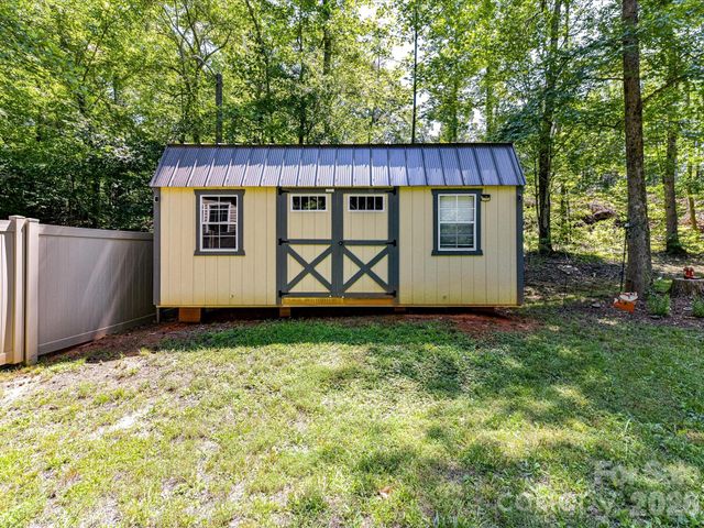 4486 Graybirch Drive, Maiden, NC 28650