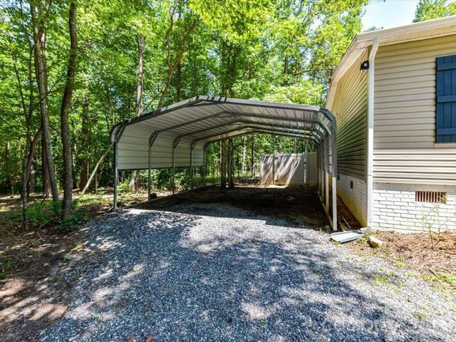 4486 Graybirch Drive, Maiden, NC 28650