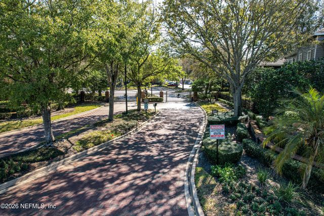 10000 GATE Parkway 116, Jacksonville, FL 32246