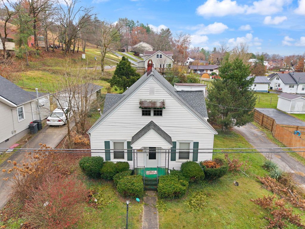 104 Ann Street, Irvine, KY 40336