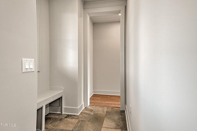 190 Farmhouse Village Trail, Butler, TN 37640