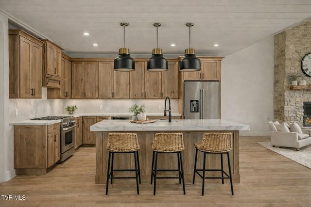 190 Farmhouse Village Trail, Butler, TN 37640