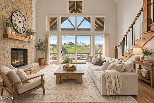 190 Farmhouse Village Trail, Butler, TN 37640