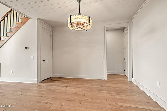 190 Farmhouse Village Trail, Butler, TN 37640