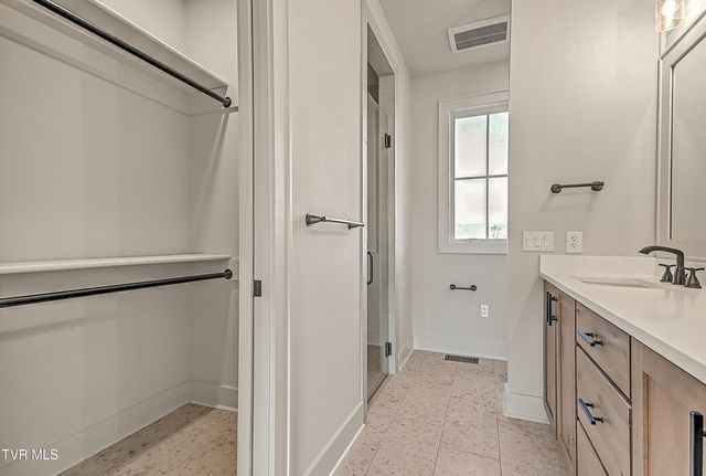 190 Farmhouse Village Trail, Butler, TN 37640