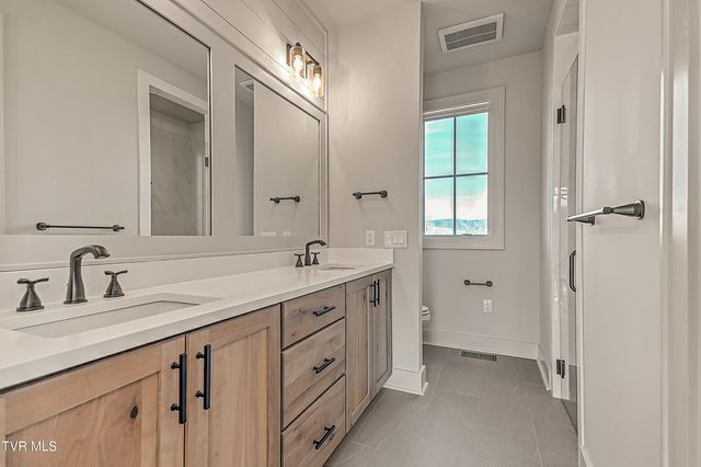 190 Farmhouse Village Trail, Butler, TN 37640