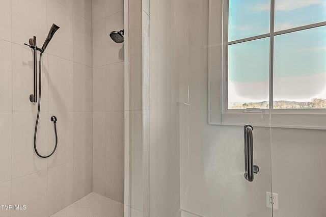 190 Farmhouse Village Trail, Butler, TN 37640