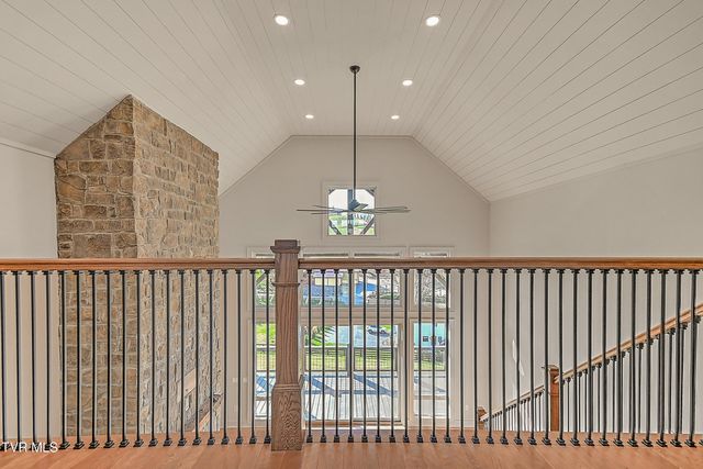 190 Farmhouse Village Trail, Butler, TN 37640