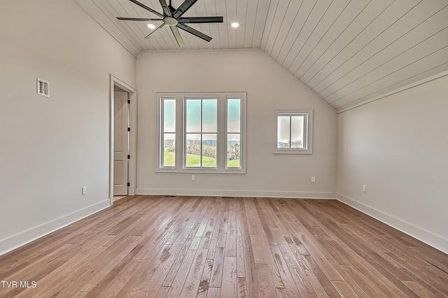 190 Farmhouse Village Trail, Butler, TN 37640