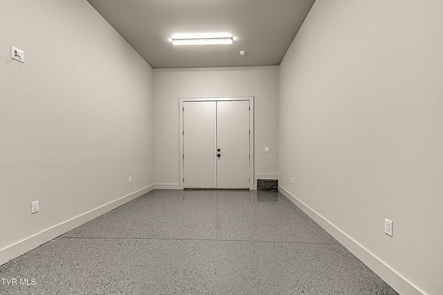 190 Farmhouse Village Trail, Butler, TN 37640