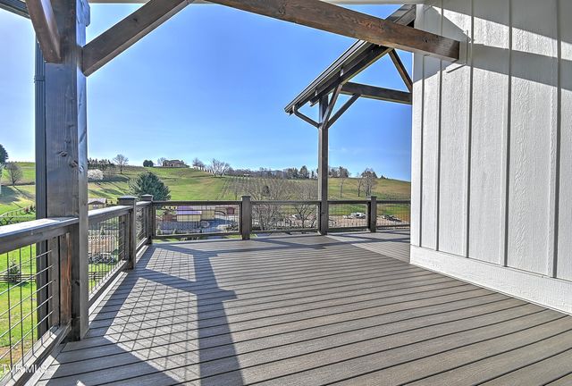 190 Farmhouse Village Trail, Butler, TN 37640