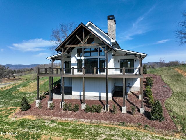 190 Farmhouse Village Trail, Butler, TN 37640