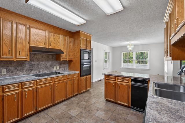 451 Kelton Road, Saint Stephen, SC 29479