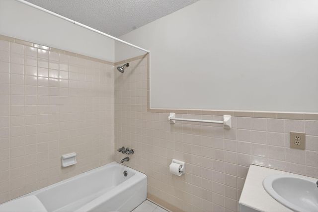 451 Kelton Road, Saint Stephen, SC 29479