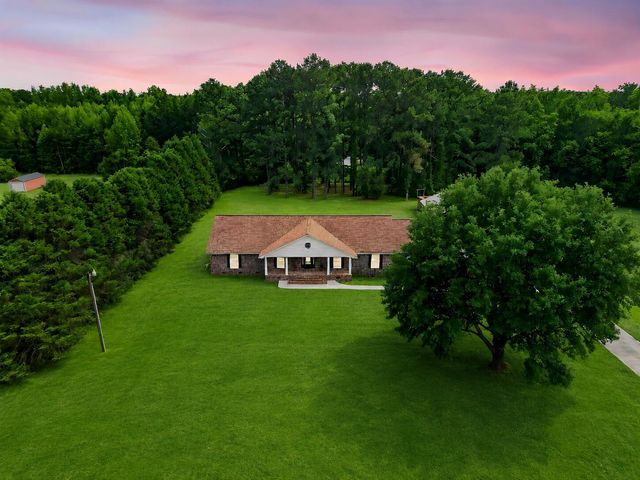 451 Kelton Road, Saint Stephen, SC 29479