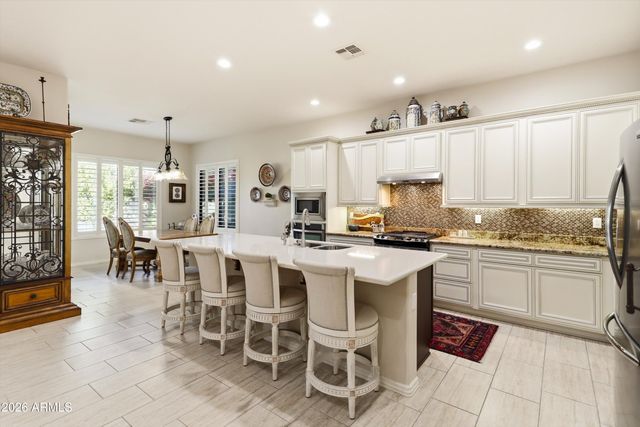 20340 W CRESCENT Drive, Buckeye, AZ 85396