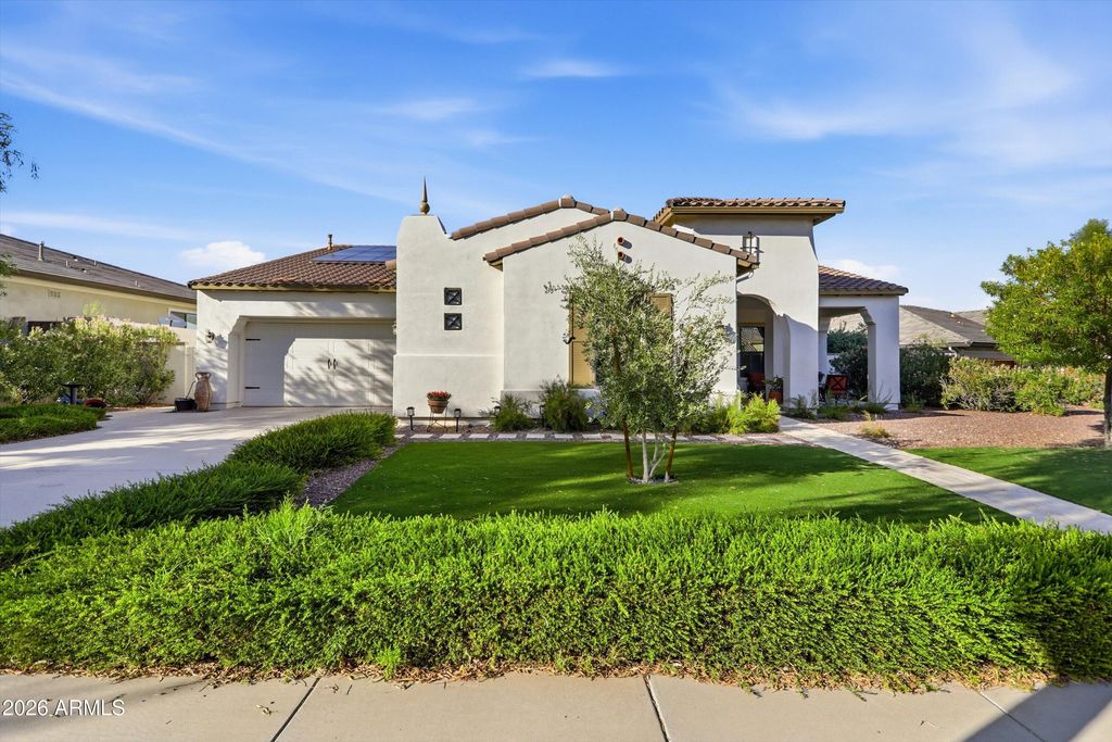 20340 W CRESCENT Drive, Buckeye, AZ 85396 — exterior