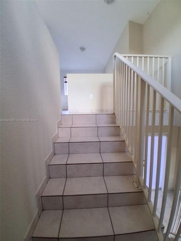 17318 NW 74th Ave 202, Hialeah, FL 33015