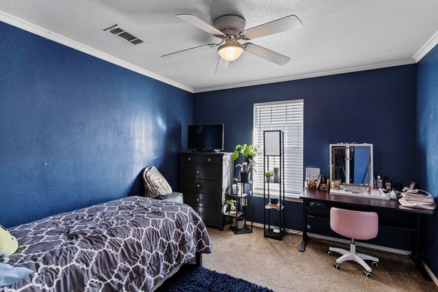 1102 Pratt, Midland, TX 79701