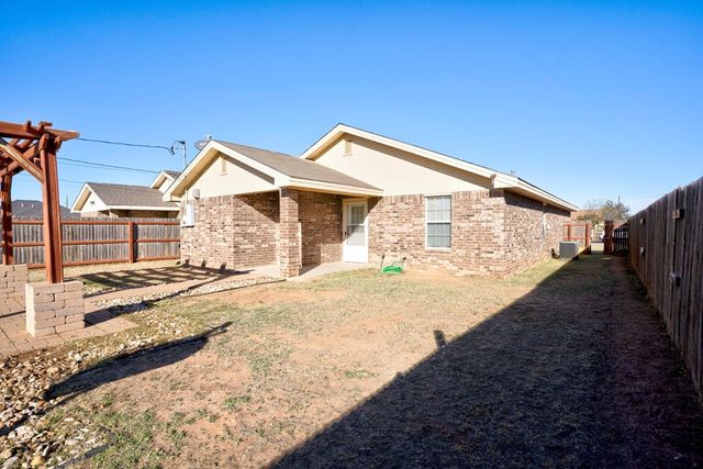 1102 Pratt, Midland, TX 79701