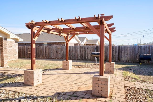 1102 Pratt, Midland, TX 79701