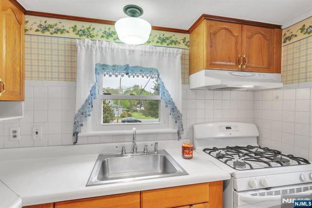 47-49 Furnace Avenue, Wanaque, NJ 07465