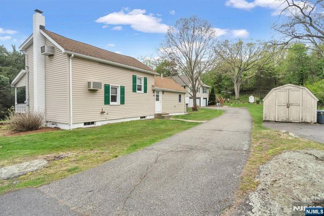 47-49 Furnace Avenue, Wanaque, NJ 07465