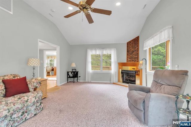 47-49 Furnace Avenue, Wanaque, NJ 07465