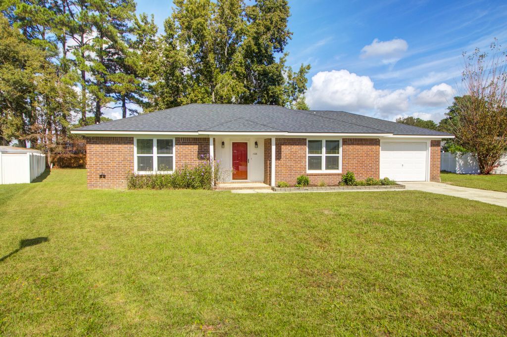 1106 Hampton Court, Summerville, SC 29486