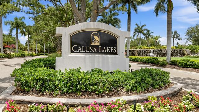 2102 CALUSA LAKES BOULEVARD, Nokomis, FL 34275