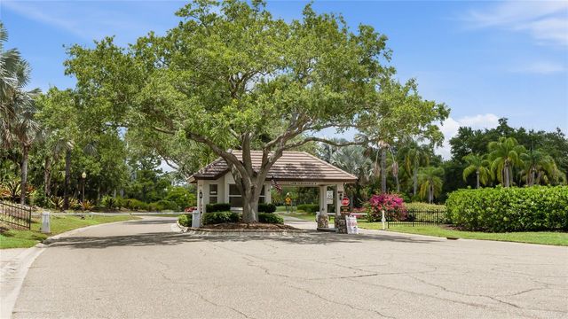 2102 CALUSA LAKES BOULEVARD, Nokomis, FL 34275