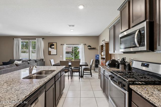86560 NASSAU CROSSING Way, Yulee, FL 32097