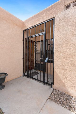 11116 Wales Avenue NE, Albuquerque, NM 87111