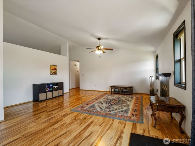 20101 85th Avenue E, Spanaway, WA 98387