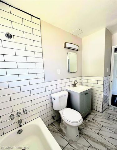 316 Lytle Place, Garden City, MI 48135