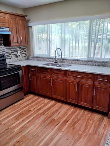 11721 RAINTREE DRIVE, Tampa, FL 33617