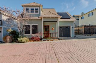 246 9th St Alley, Ashland, OR 97520