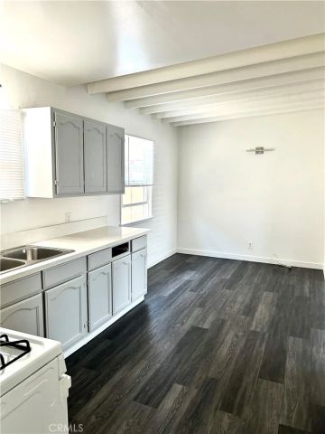 25317 Cypress Street 25321, Lomita, CA 90717