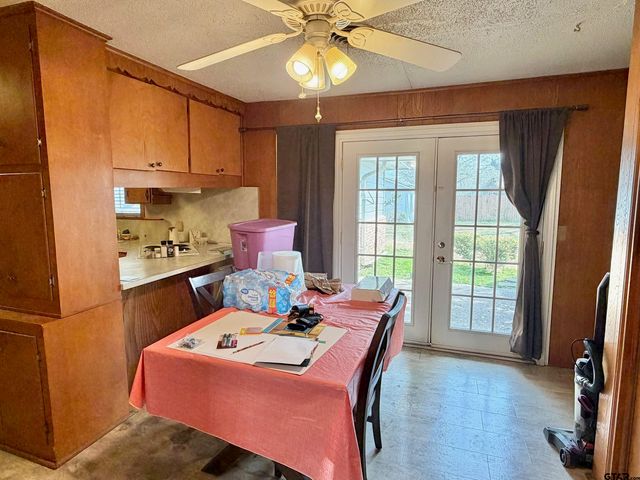 110 Charles Street, Crockett, TX 75835