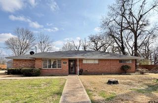 110 Charles Street, Crockett, TX 75835