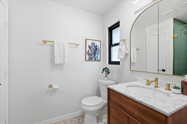 1235 Barlow Avenue, Dallas, TX 75224