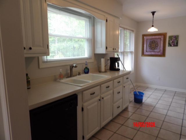 46 DEDALERA WAY, Hot Springs Village, AR 71909