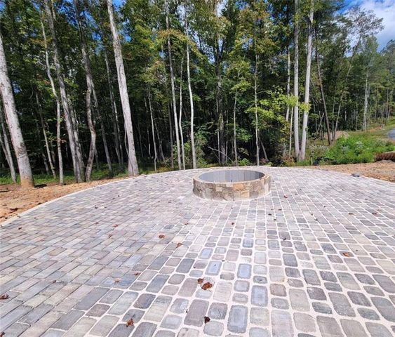 277 Mountaingate Way, Ellijay, GA 30536