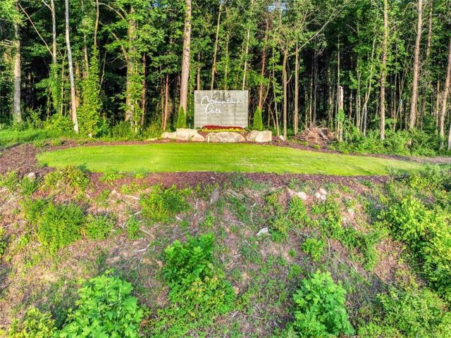 277 Mountaingate Way, Ellijay, GA 30536