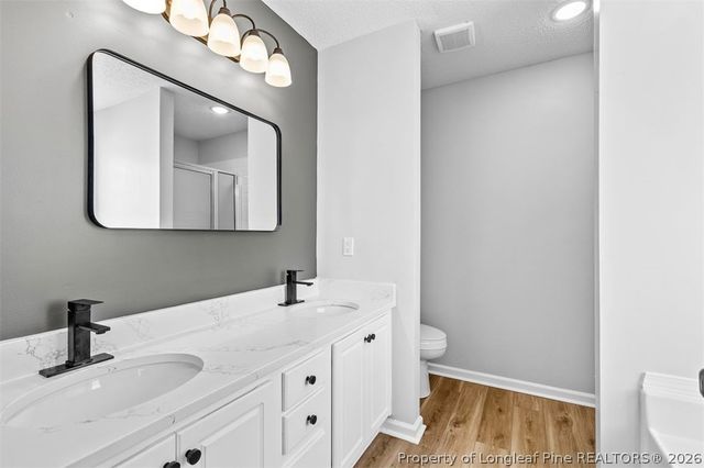 413 Turret Court, Hope Mills, NC 28348