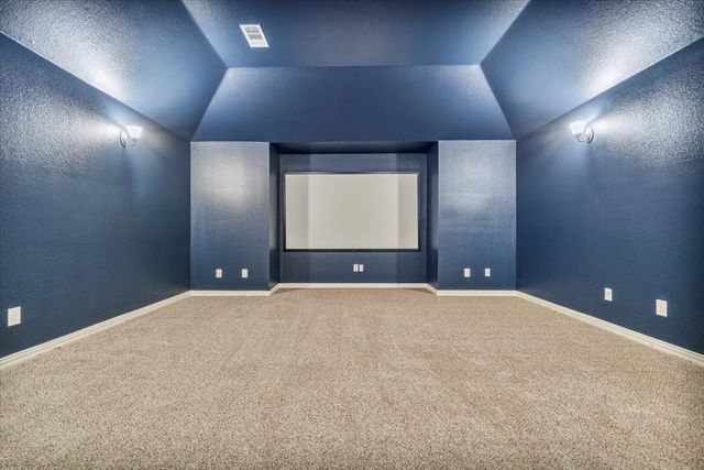 2468 Lakeland Drive, Grand Prairie, TX 75054